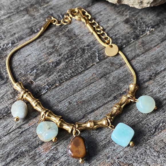 NEW Gold & Polished Stone Beaded Bracelet - Picture 2 of 7